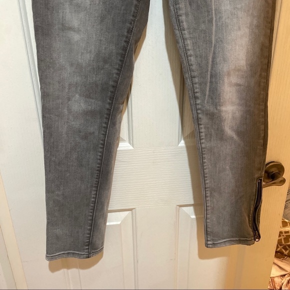 Uo Silence + Noise Gray Jeans High Rise Ankle Zip Twig Size 31 EUC 31x28 cropped - Picture 5 of 7